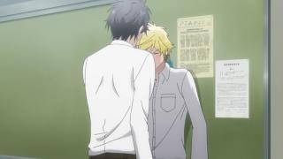 THE CUTEST KISS EVER